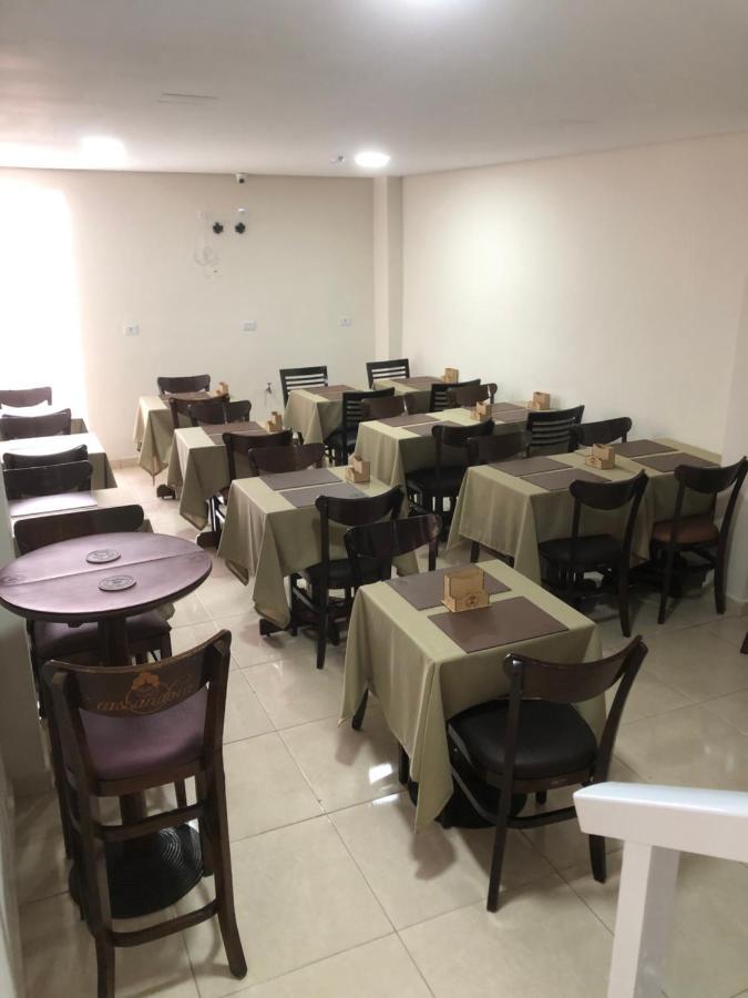 Attriun Hotel Гуарульос Екстериор снимка